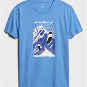 Banana Republic T-Shirt Graphic Gondola